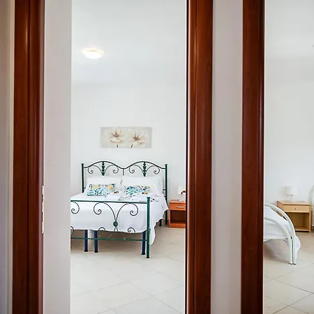 Apartment Casa Giulia A 100 Metri Da Solo Sabbia